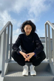 在逃生游戏里挨C海棠小说